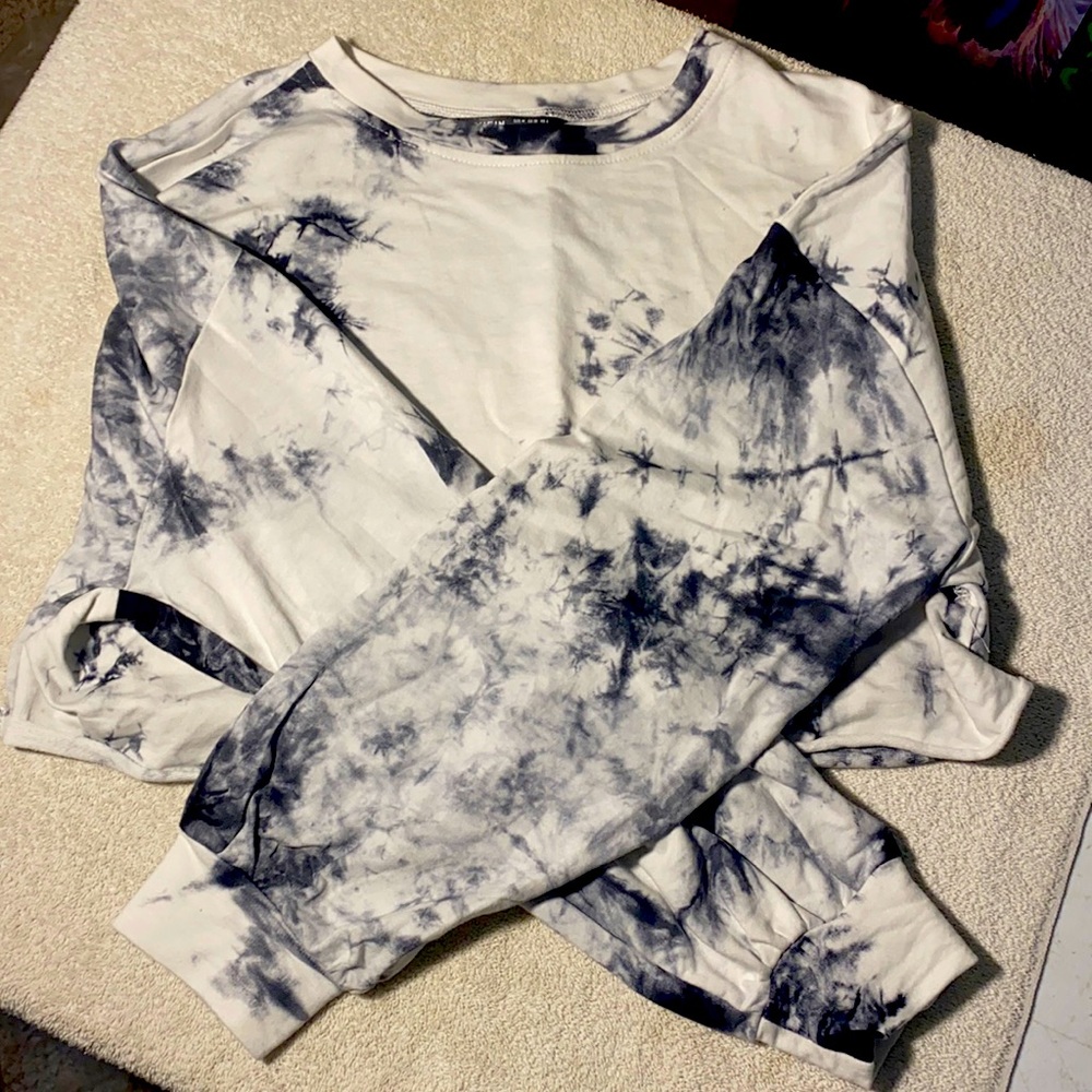 SHEIN Crop Top Sweatshirt